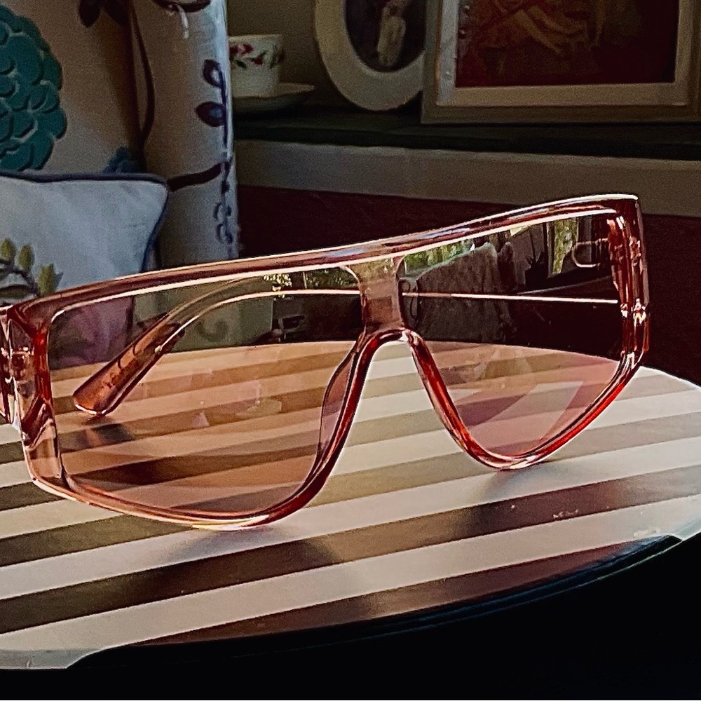 STEVE MADDEN SHIELD SUNGLASSES